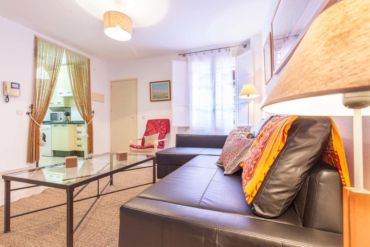 Duplex Santa Cruz Lägenhet Sevilla Exteriör bild
